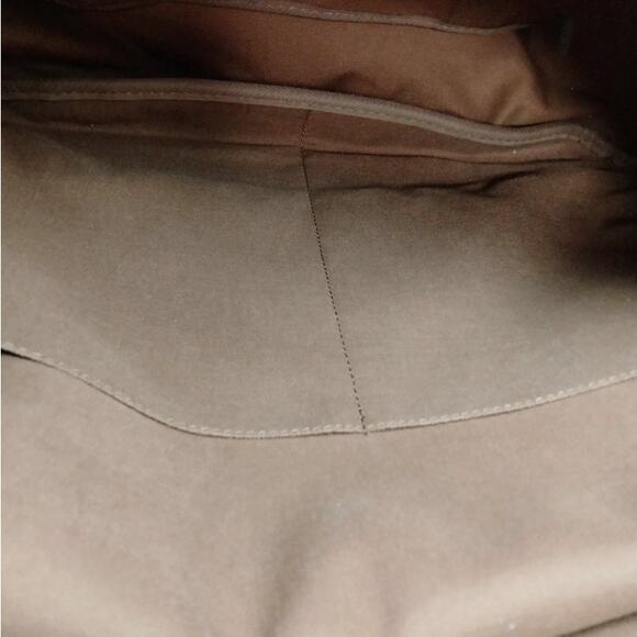 💎✨AUTHENTIC✨💎Louis Vuitton Saumur 43 Crossbody - Picture 8 of 9